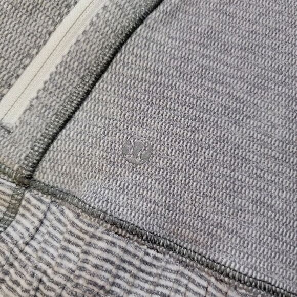 Lululemon Fast Think Hoodie 6 - Picture 4 of 8